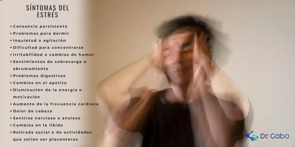 Persona con expresión de angustia y manos en la cabeza, con un fondo difuminado, al lado de una lista con los síntomas del estrés. La imagen subraya la necesidad de encontrar alivio, representando cómo los aceites esenciales pueden ser una solución natural para quienes sufren estrés y ansiedad.