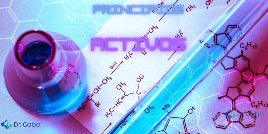 Fotografía de una probeta con líquido azul sobre fondo con fórmulas químicas, representando los principios activos en la aromaterapia y los beneficios de la lavanda para la salud mental y física. El uso de colores intensos y la superposición de textos científicos subrayan la conexión entre la ciencia y los extractos naturales, como se discute en nuestro blog 'Beneficios de la Lavanda'.
